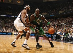 球友直播官网-U16国足鏖战劲旅 1-1与沙特握手言和 小将们展现顽强斗志